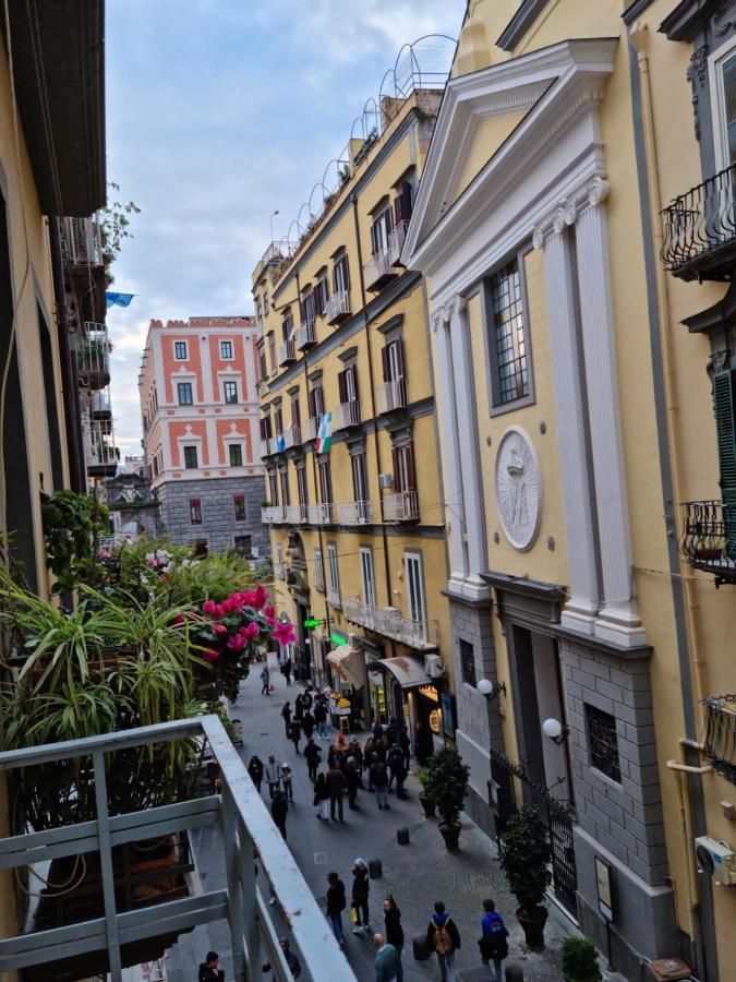 Апартаменты La Casa Di Bianca Неаполь Экстерьер фото
